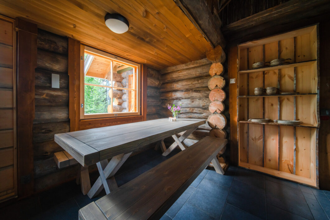 kota dining table